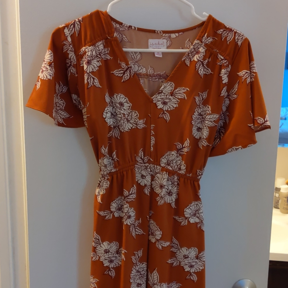 Floral maternity dress